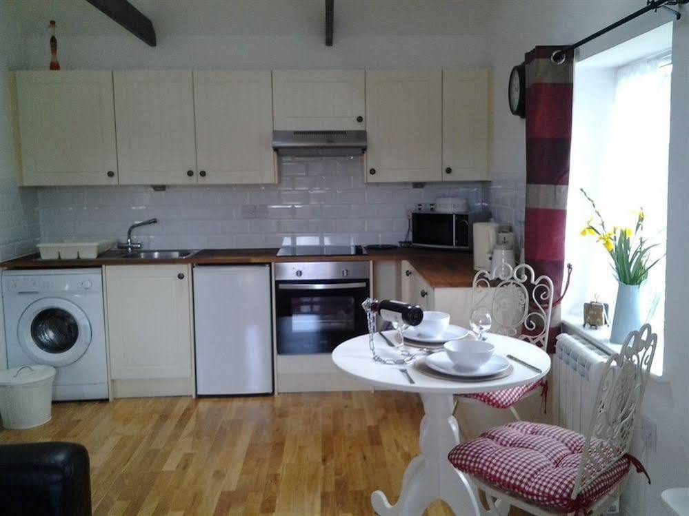 Stable Oak Cottages Maidstone Esterno foto