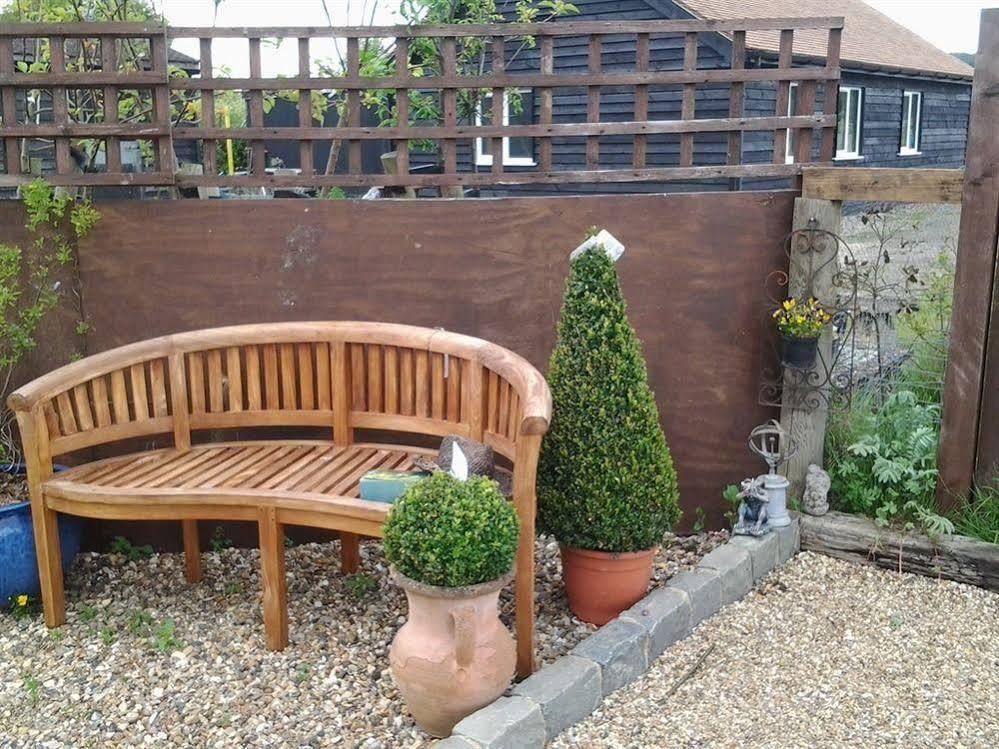 Stable Oak Cottages Maidstone Esterno foto
